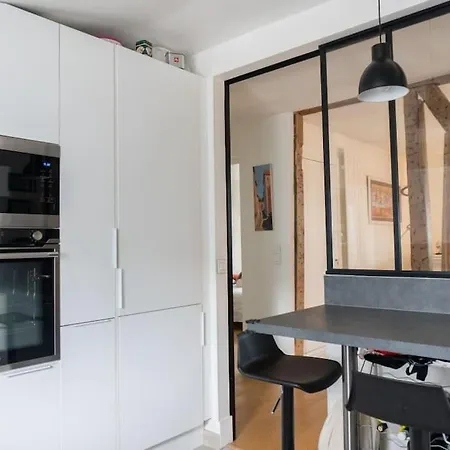 Apartment Parisian Elegance - 17th Arr